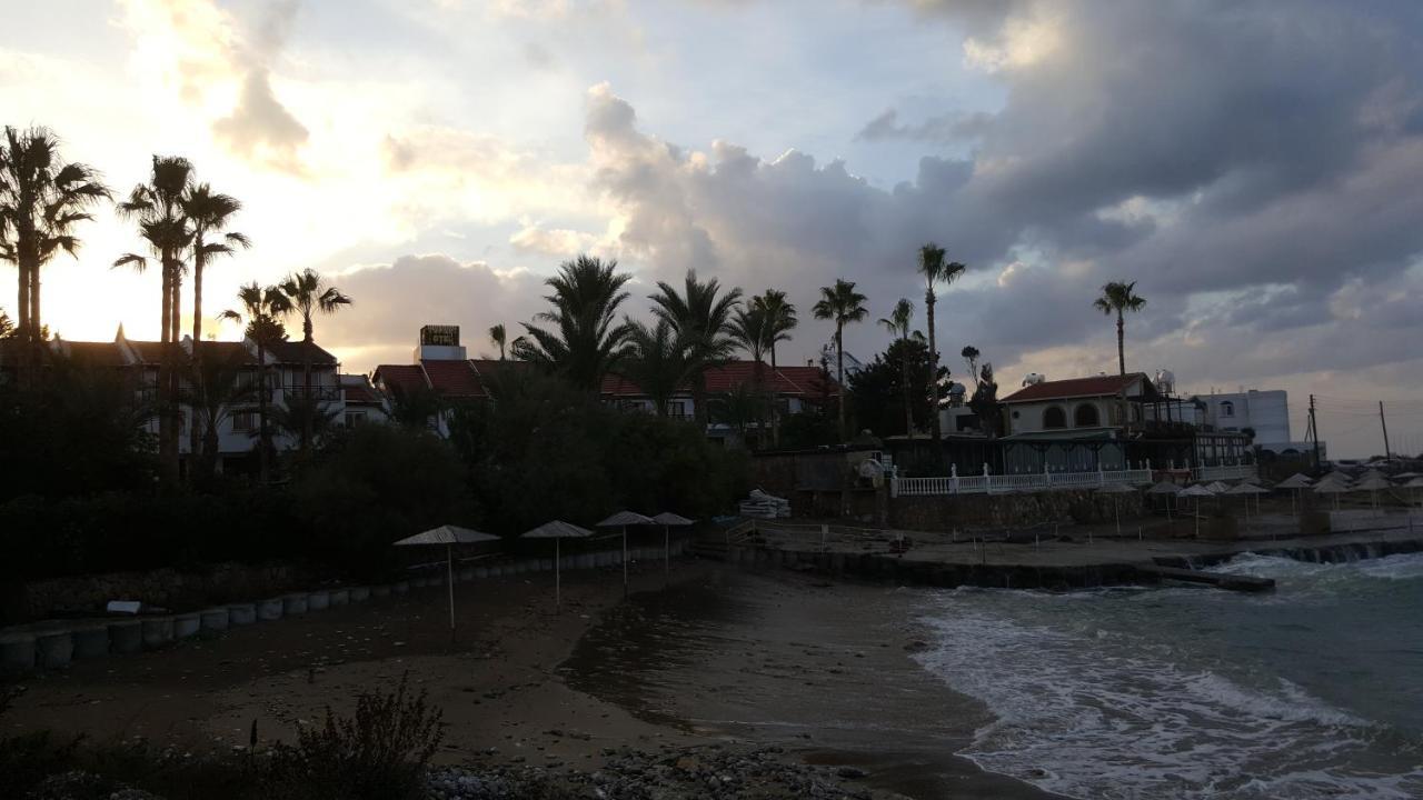 Topset Hotel Agios Georgios  المظهر الخارجي الصورة