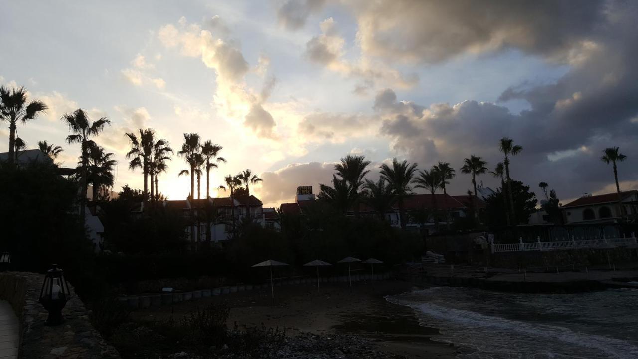 Topset Hotel Agios Georgios  المظهر الخارجي الصورة