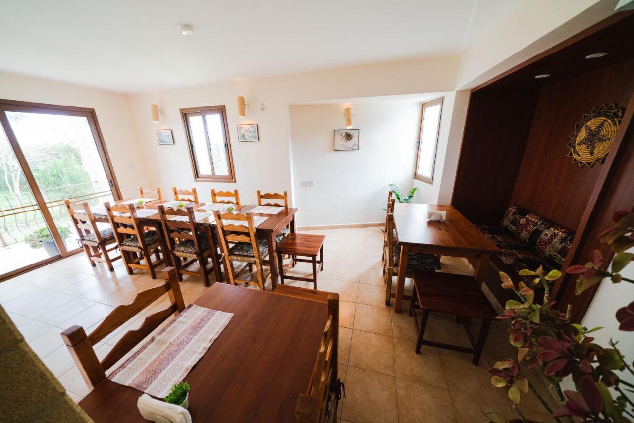 Topset Hotel Agios Georgios  المظهر الخارجي الصورة