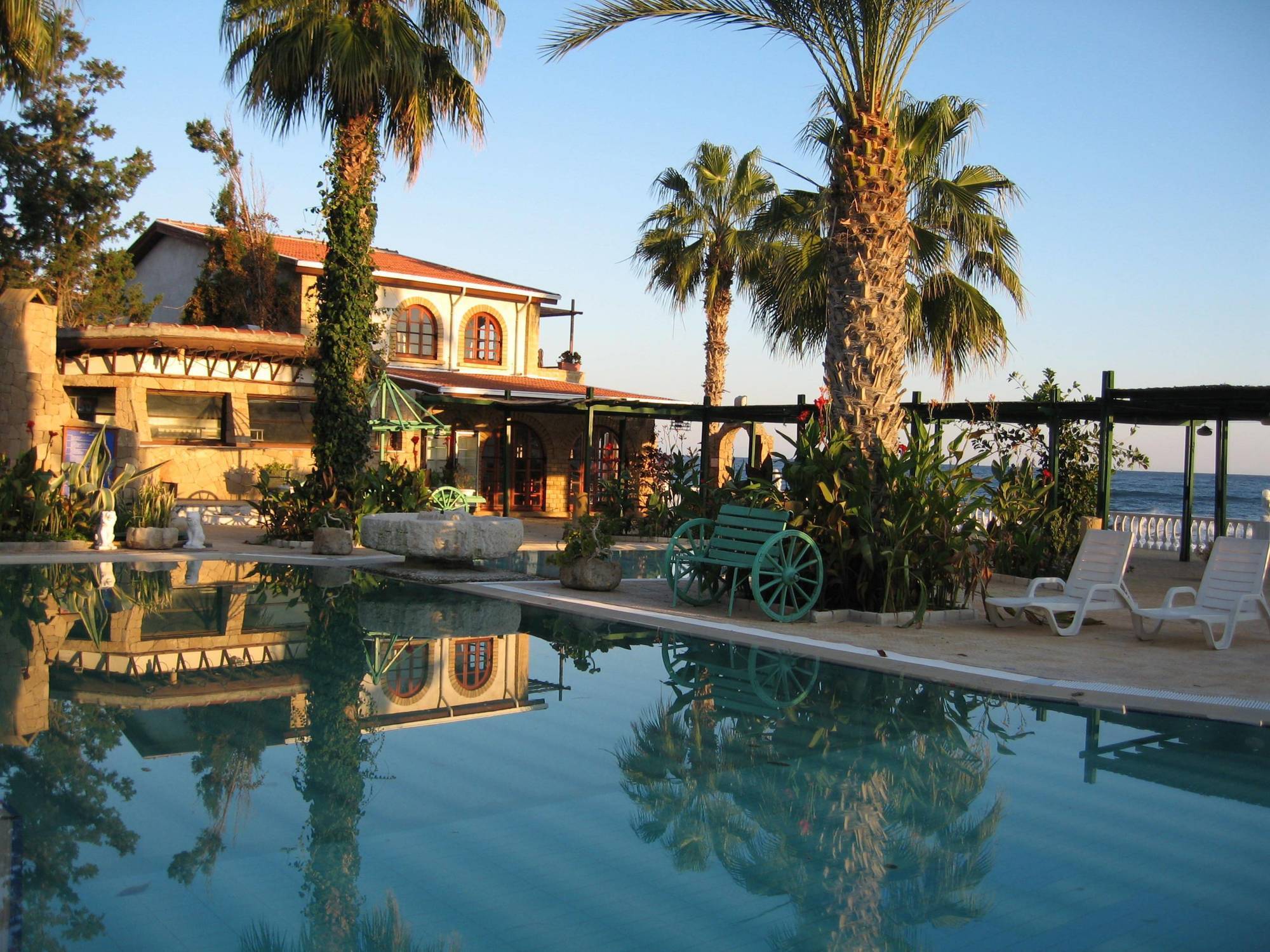 Topset Hotel Agios Georgios  المظهر الخارجي الصورة